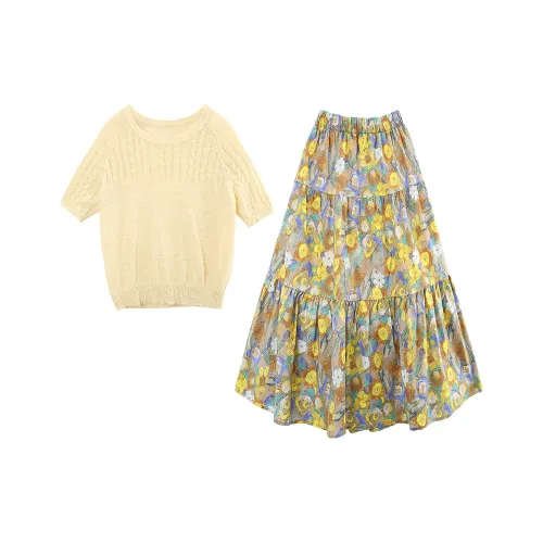 Комплект с юбкой A Paradise For Awakening для женщин