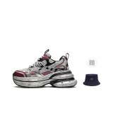 Красный [с подарками ведро]