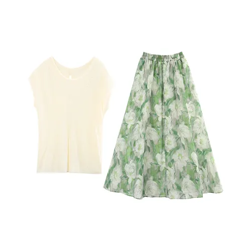 Комплект с юбкой A Paradise For Awakening для женщин