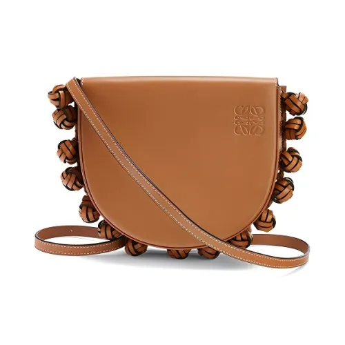 LOEWE Каблук Сумки через плечо Женские