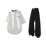 Белая футболка + черный деним