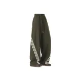 Армейский зеленый