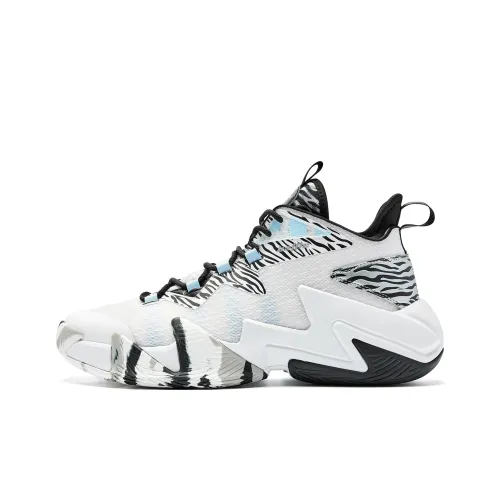 QIAODAN Амортизация Покрытие Отскок Дышащий Противоскользящий Низкий Топ Баскетбольные Кроссовки Мужские Белый Черный