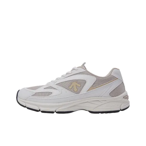 DESCENTE Ranger 2000 Беговые кроссовки Низкий верх Бежевый Унисекс