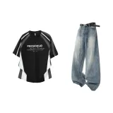 Чёрная рубашка с короткими рукавами + синие штаны