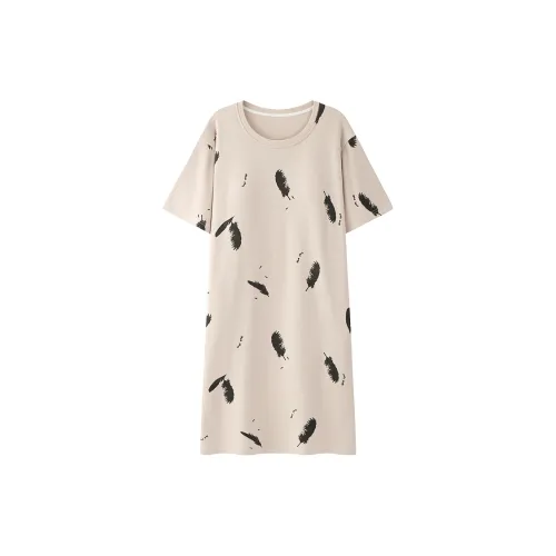 Floating Light Islands Ночная сорочка Женская