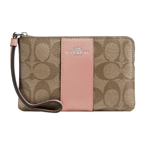 COACH Corner Zip Клатчи Женские