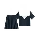 Белый воротник, темно-синий, короткий рукав, белый квадратный шарф + короткая юбка