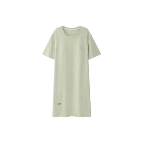 Floating Light Islands Ночная сорочка Женская