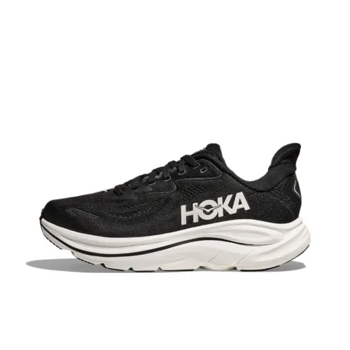 HOKA ONE ONE CLIFTON 10 Беговые кроссовки Низкий топ Черный Белый Женские