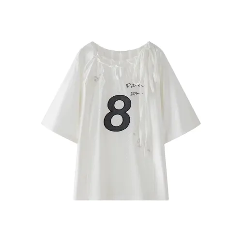 SLEEP AT 11 Стандартная T-рубашка Женская