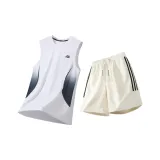 Белый топ без рукавов + абрикосовые шорты