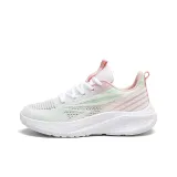 Бело-розовый