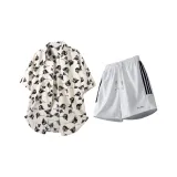 Абрикосовая рубашка + серые шорты