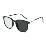 Ярко-черная оправа с белыми к серым линзами I62