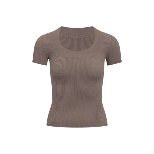 Ariseism Женские футболки