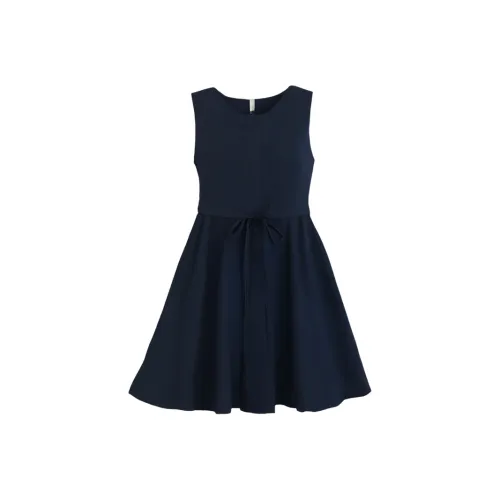 Глубокий черный женские платья без рукавов