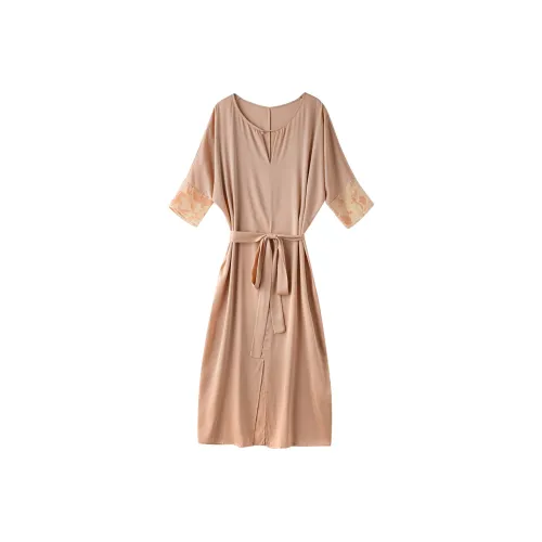 To The West Короткий рукав Платье Женское