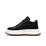 Черная обувь с флисовой подкладкой и утеплением