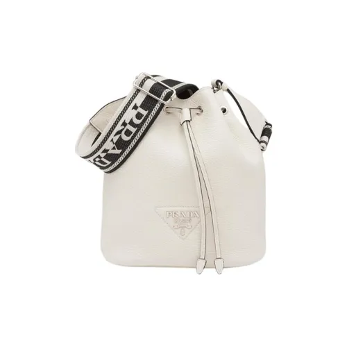 PRADA Сумка-ведро из кожи Сумка через плечо Женская Белая