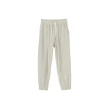 Лунно-белый