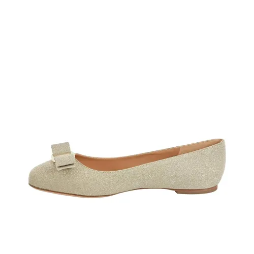 Ferragamo Женские повседневные туфли для женщин