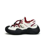 Белый, красный, черный