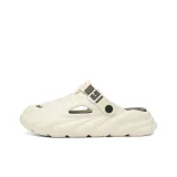 Бежево-коричневый