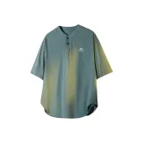 Голубо-серый