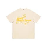 Светлый бежево-абрикосовый.