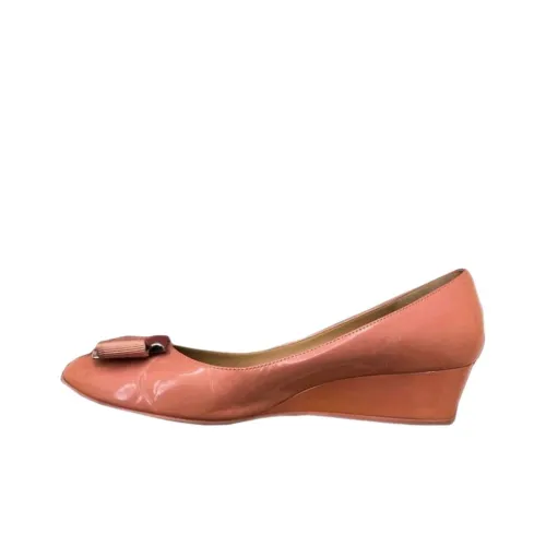 Ferragamo Высокие каблуки Розовые Женские