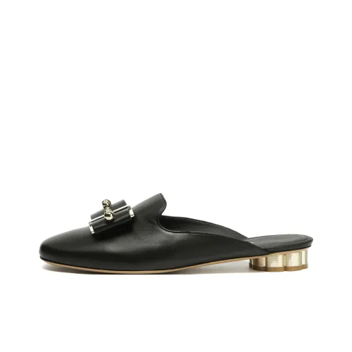 Ferragamo Домашние тапочки Женские Черные