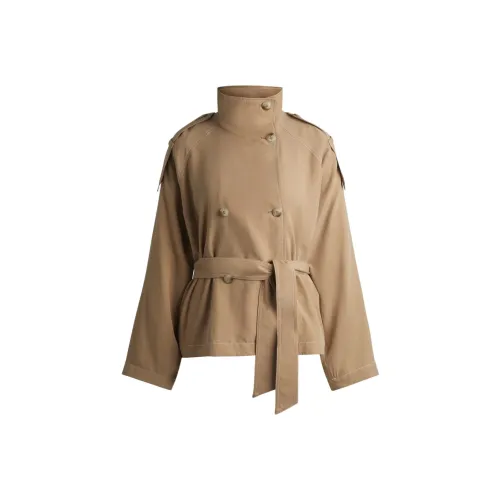 Hugo Boss Куртки и Пальто Женские Бежевые
