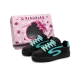 Чёрный, озерный, зелёный