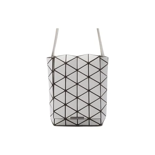 ISSEY MIYAKE С откидной крышкой Сумка через плечо Женская