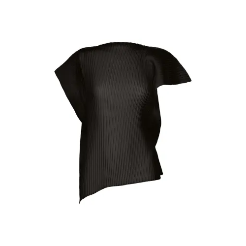 ISSEY MIYAKE T-рубашка Женская Черная