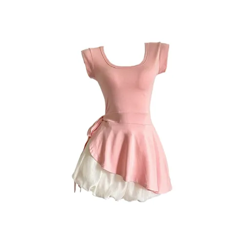 SKYA Женские Комплекты с юбкой