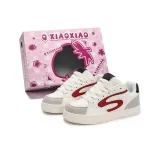 Белый, серый, красный