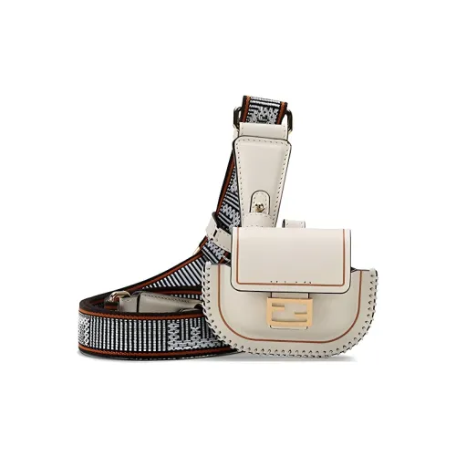 FENDI Сумка с украшением из коровьей кожи чехол для наушников украшение сумка кошелек мини женский экрю