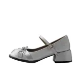 Серебристый