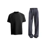 Комплект одежды [Черная футболка + Темно-серые штаны]