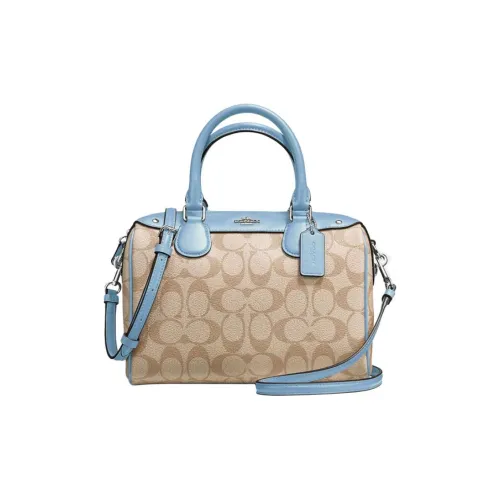 COACH Bennett Клатчи Женские