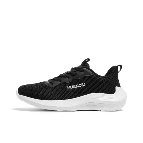 HUANQIU Беговые кроссовки Low Top Черные Женские