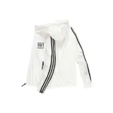 Белая черная рамка (NH-логотип)