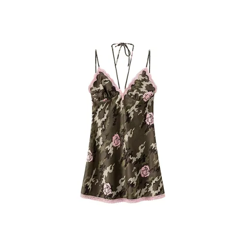 CHUU Зеленый камуфляж Женские Слиплатья