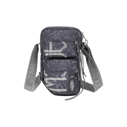 EASTPAK Сумки через плечо Черные Мужские