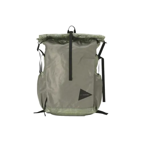 And Wander Nylon Рюкзак Мужской Оливковый