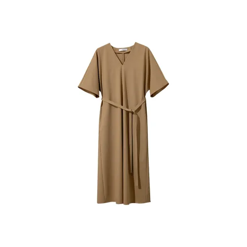 AMII Короткое платье с короткими рукавами женское