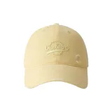 Светло-желтый