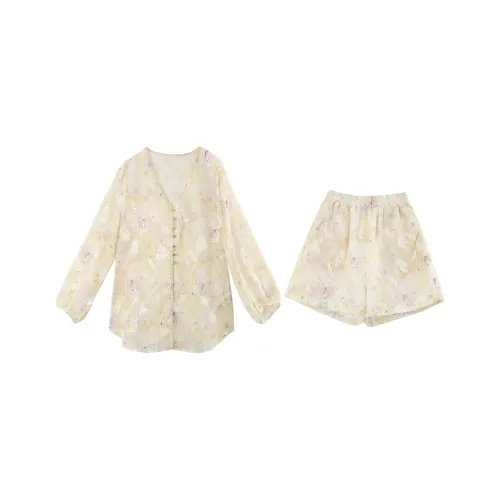 A paradise for awakening Повседневный костюм женский